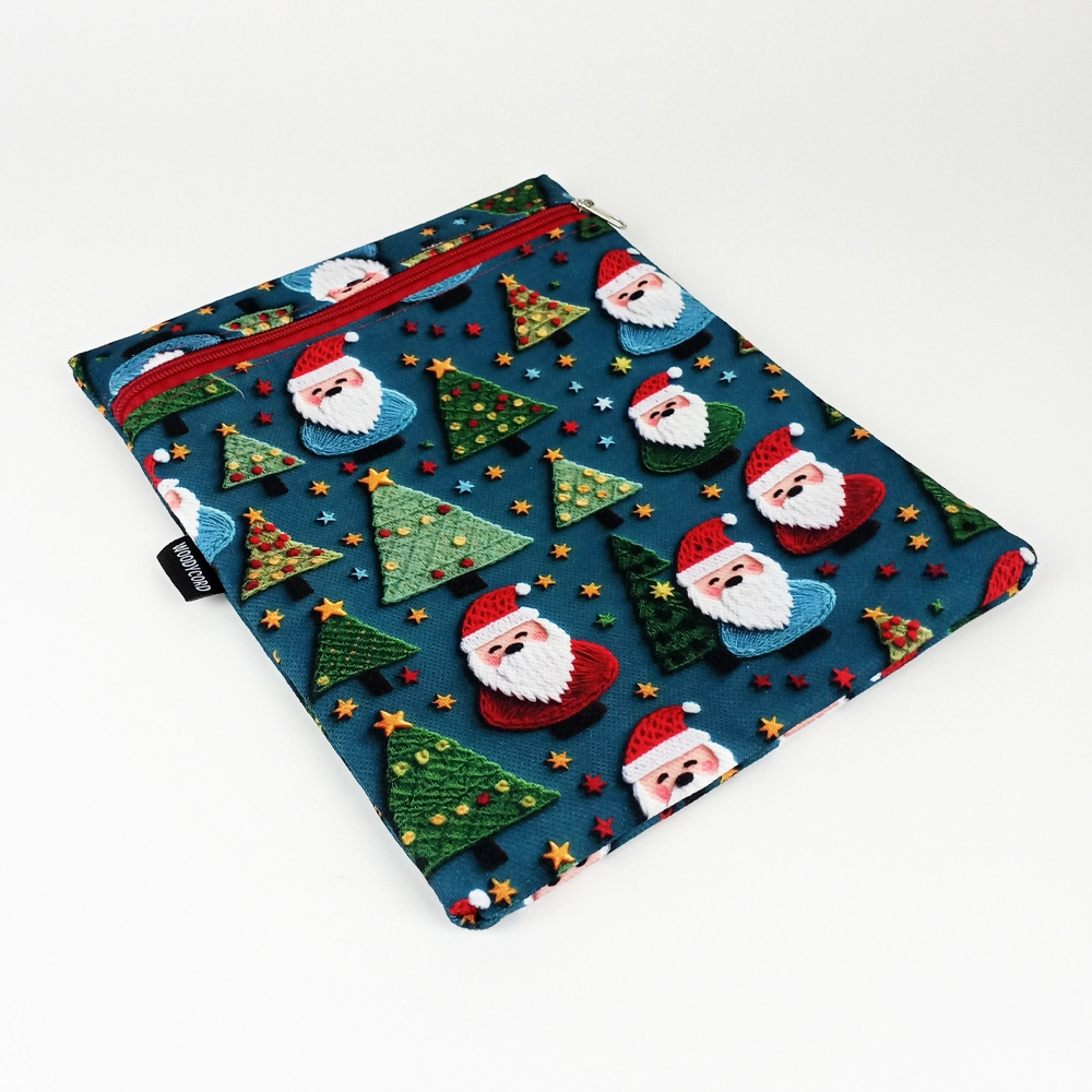Woodycord%20El%20Yapımı%203D%20Noel%20Baba%20ve%20Çam%20Ağacı%20Kitap%20ve%20Tablet%20Kılıfı%20(21x27%20cm)