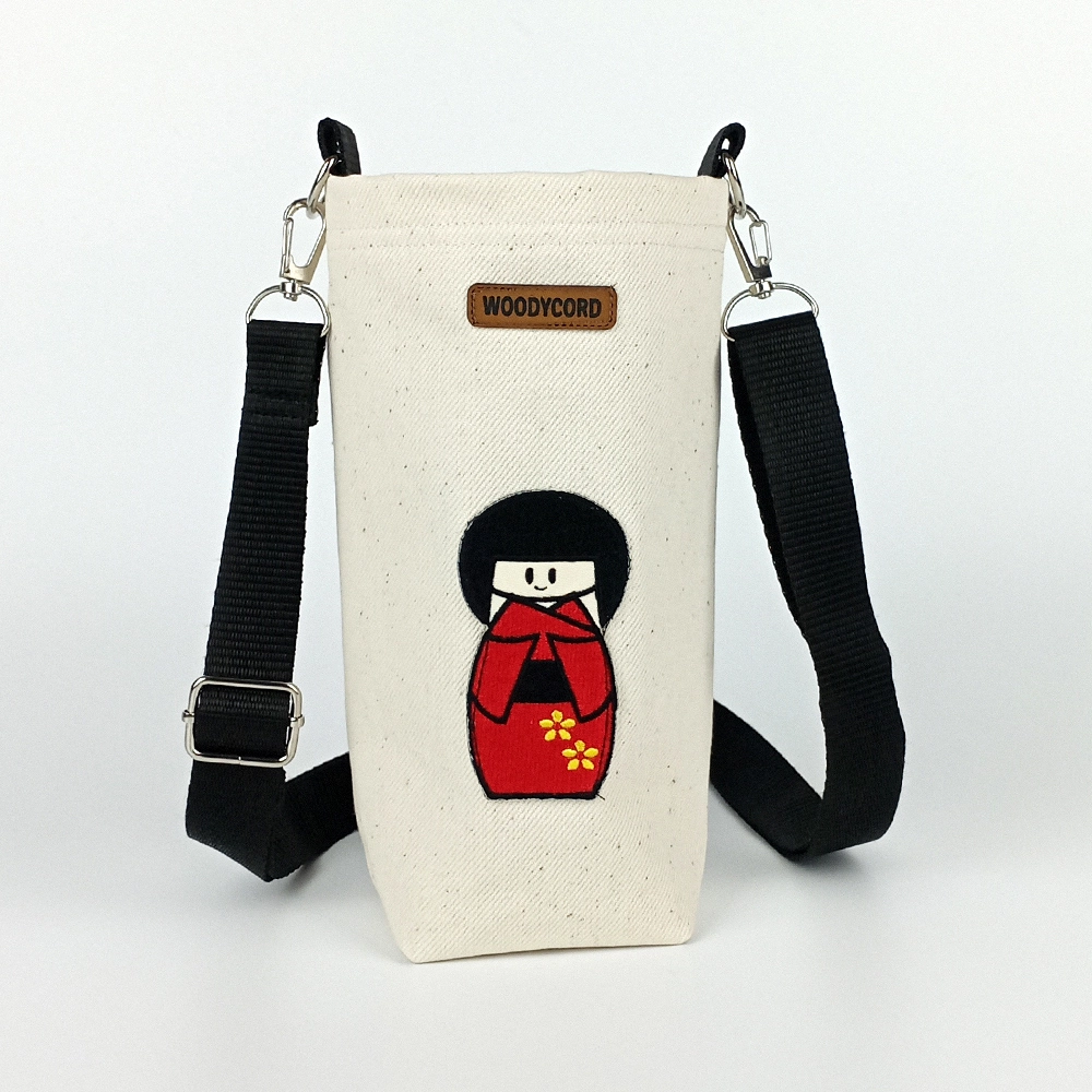 Woodycord%201%20Litrelik%20Japon%20Kız%20Kırmızı%20Kimono%20Termos%20Matara%20Kılıfı%20