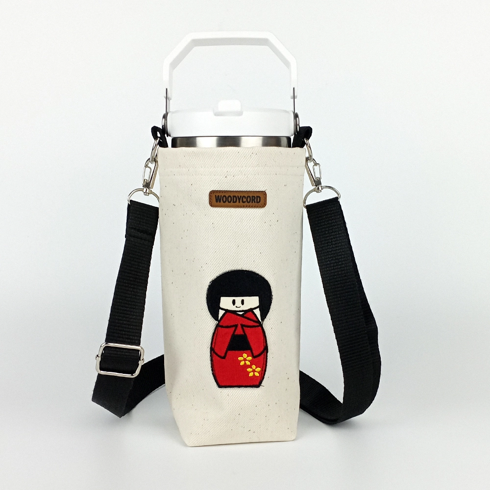 Woodycord%201%20Litrelik%20Japon%20Kız%20Kırmızı%20Kimono%20Termos%20Matara%20Kılıfı%20