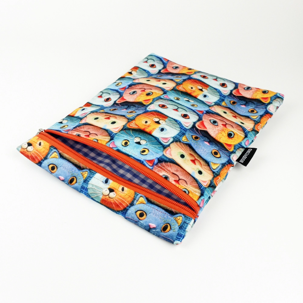 Woodycord%20El%20Yapımı%203D%20Kedi%20Desenli%20Kitap%20ve%20Tablet%20Kılıfı%20(21x27%20cm)