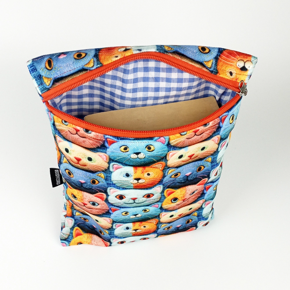 Woodycord%20El%20Yapımı%203D%20Kedi%20Desenli%20Kitap%20ve%20Tablet%20Kılıfı%20(21x27%20cm)
