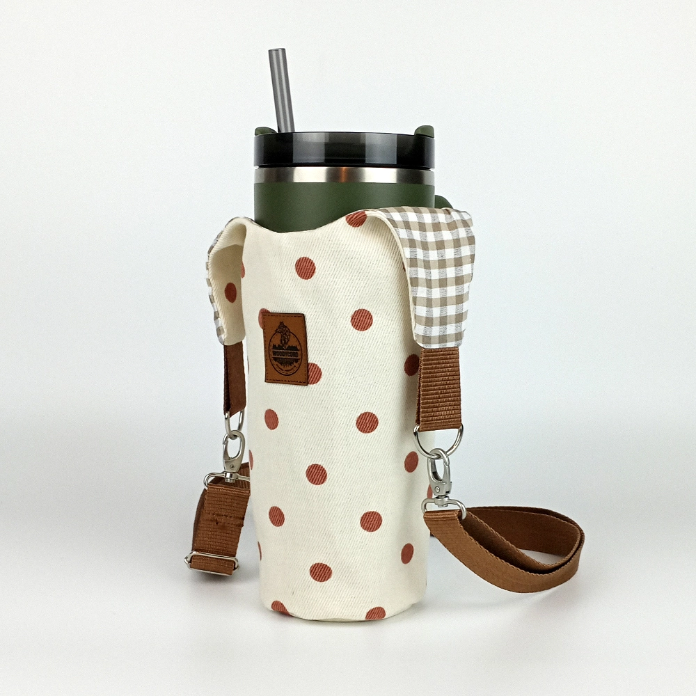 Woodycord%20El%20Yapımı%20Krem%20Gabardin%20Puantiyeli Termos%20Kılıfı%20Kulplu%20Model%20Quencher%20Pipetli%201,18