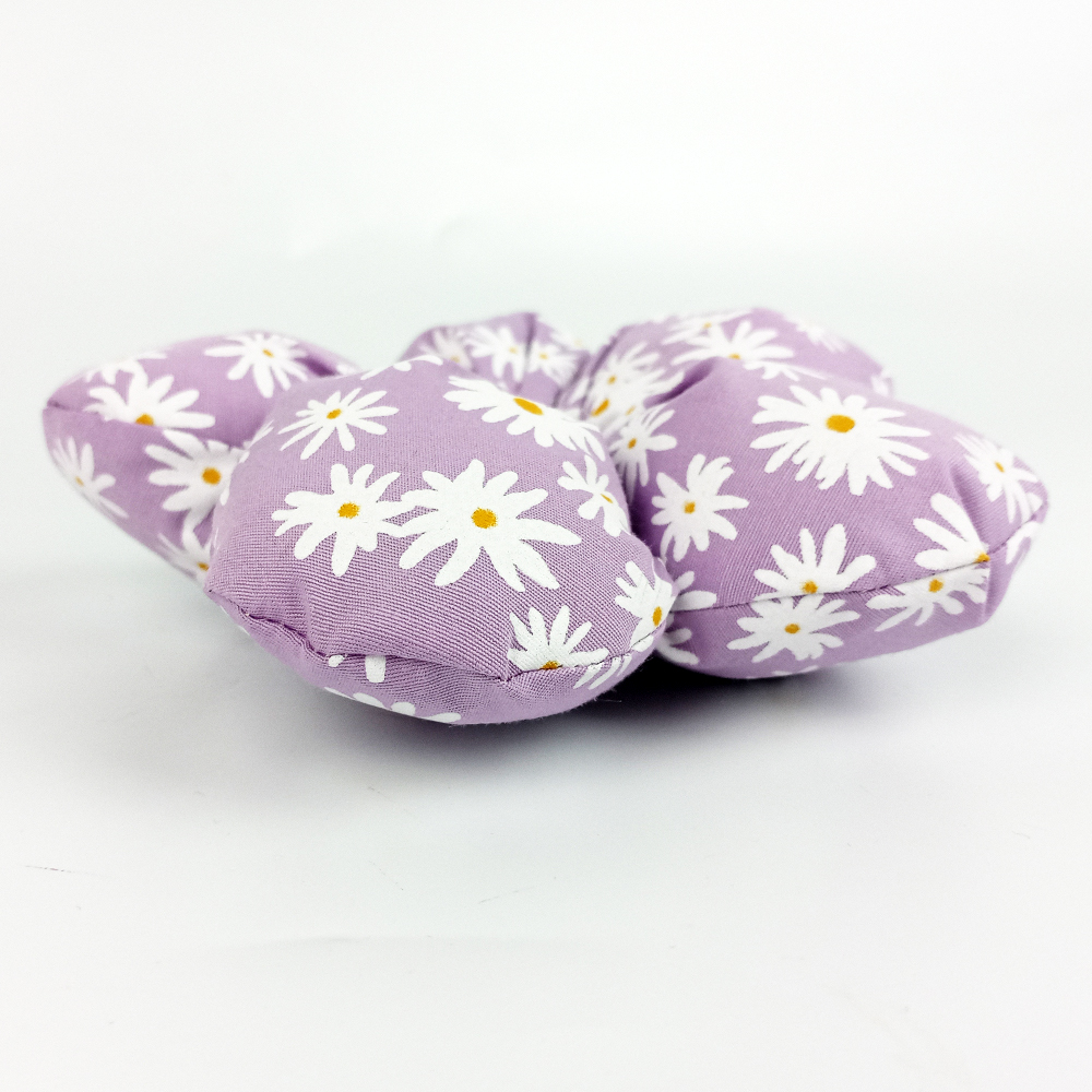 WoodyCord%20El%20Yapımı%20Papatya%20Desenli%20Pofuduk%20Scrunchie%20Toka%20-%20Lila