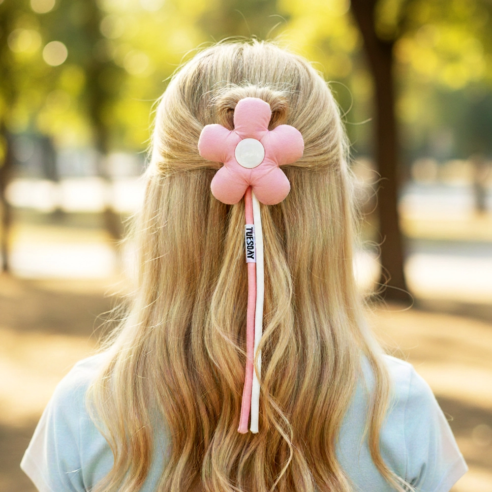 Woodycord%20El%20Yapımı%20Pofuduk%20Pembe%20Çiçek%20Figürlü%20Otomatik%20Toka