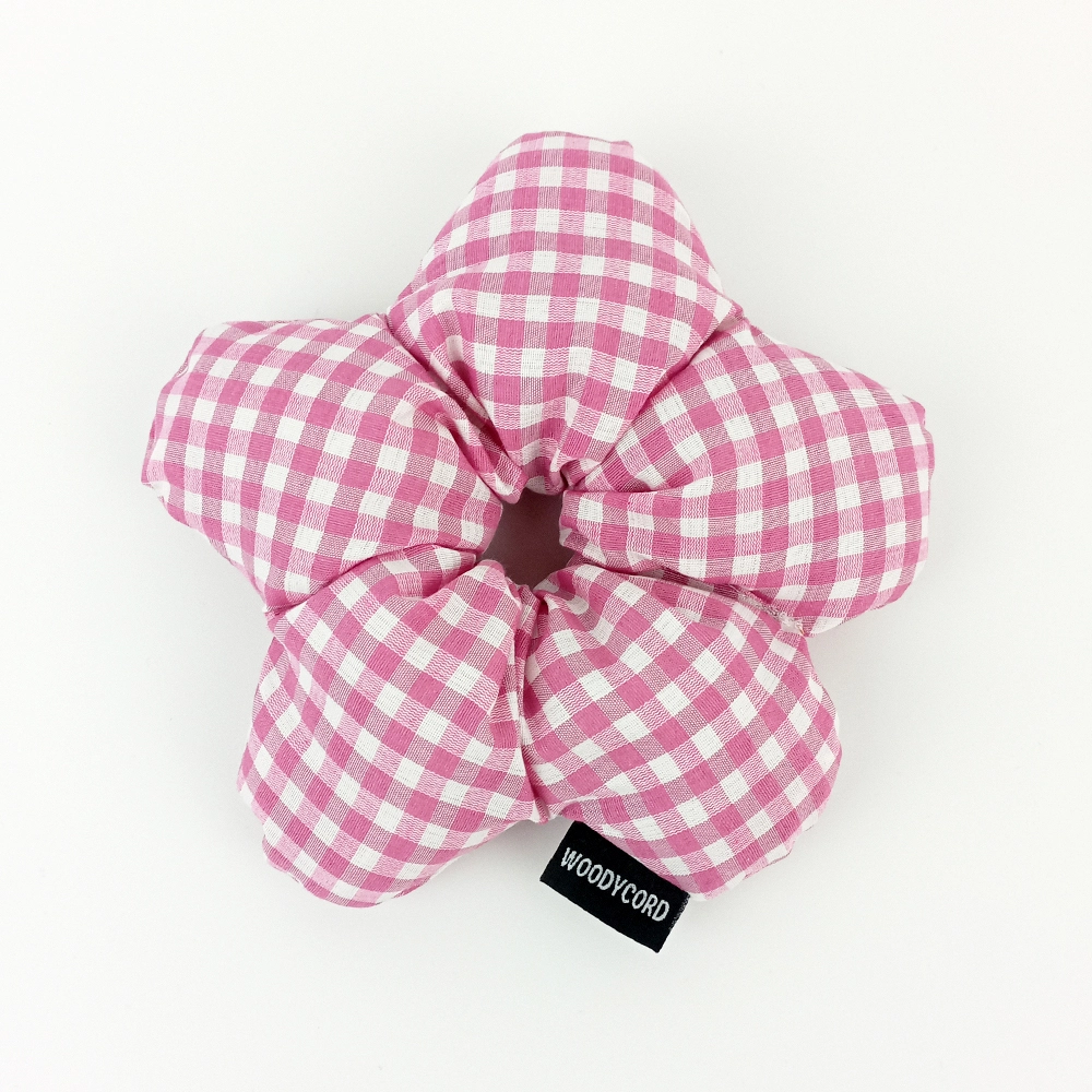 WoodyCord%20El%20Yapımı%20Pembe%20Beyaz%20Pötikareli%20Çiçek%20Scrunchie%20Topuz%20Tokası
