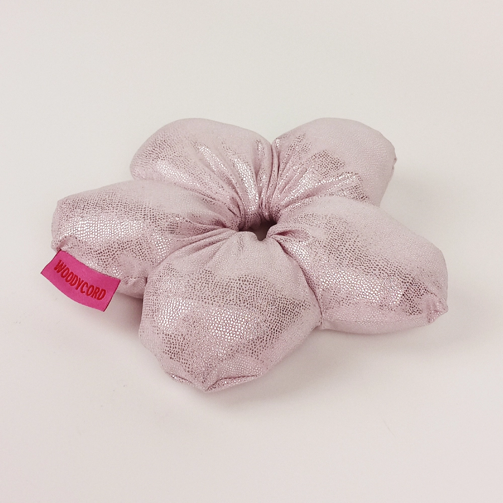 Woodycord%20Uçuk%20Pembe%20Pofuduk%20Scrunchie%20Topuz%20Tokası