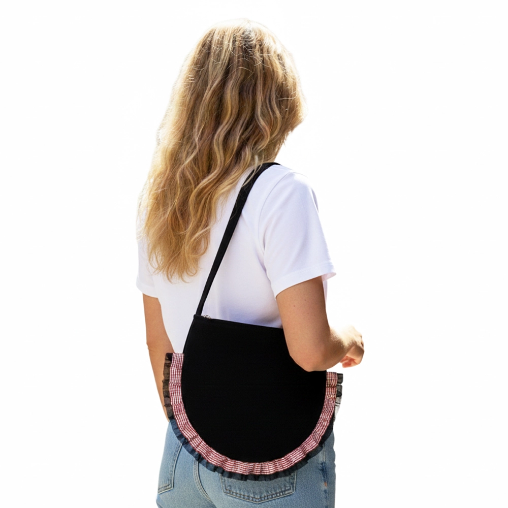 Woodycord%20El%20Yapımı%20Siyah%20Kadife%20Fırfırlı%20Oval%20Omuz%20Çantası