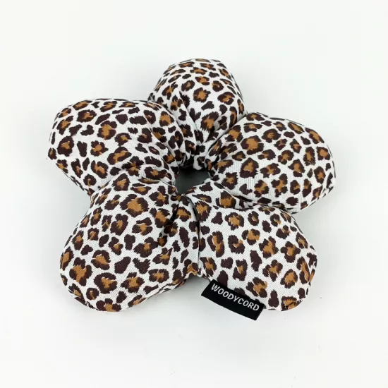 WoodyCord Marka El Yapımı Leopar Çiçek Pofuduk Scrunchie Toka