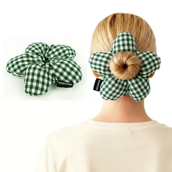 WoodyCord El Yapımı Çam Yeşili - Beyaz Çiçek Pofuduk Scrunchie Toka