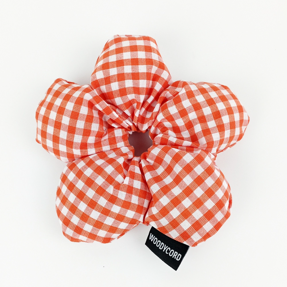 WoodyCord%20El%20Yapımı%20Turuncu%20Beyaz%20Pötikareli%20Pofuduk%20Scrunchie%20Toka%20-%20Klasik%20ve%20Hacimli